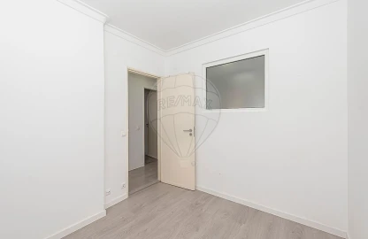 Apartamento T1 para Arrendamento em Algés, Linda-A-Velha e Cruz Quebrada-Dafundo