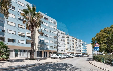 Apartamento T1 para Arrendamento em Algés, Linda-A-Velha e Cruz Quebrada-Dafundo