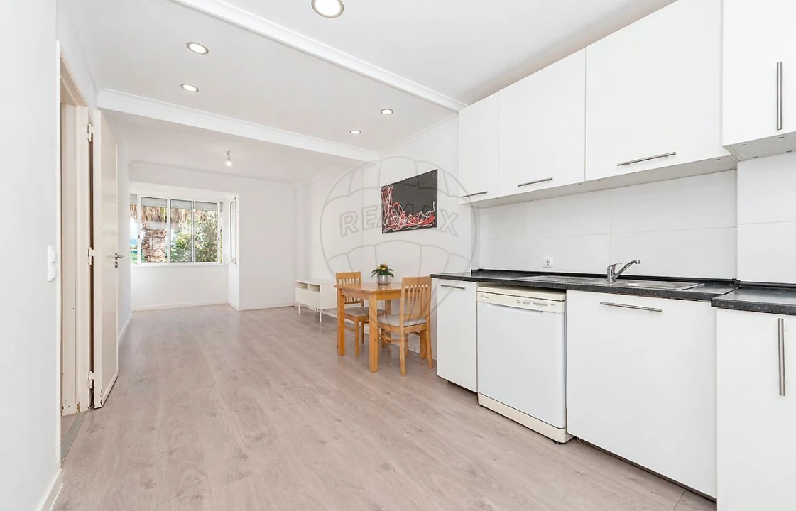 Apartamento T1 para Arrendamento em Algés, Linda-A-Velha e Cruz Quebrada-Dafundo Foto 4