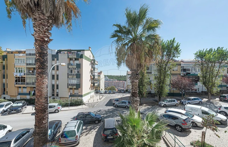Apartamento T1 para Arrendamento em Algés, Linda-A-Velha e Cruz Quebrada-Dafundo Foto 20