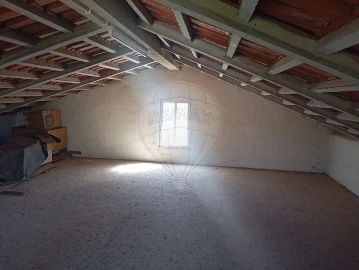 Moradia T3 para Venda em Benedita
