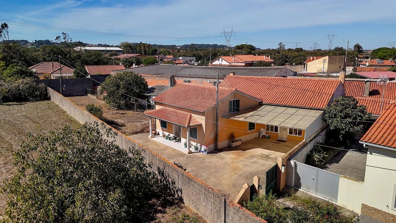 Moradia T3 para Venda em Benedita Foto 4