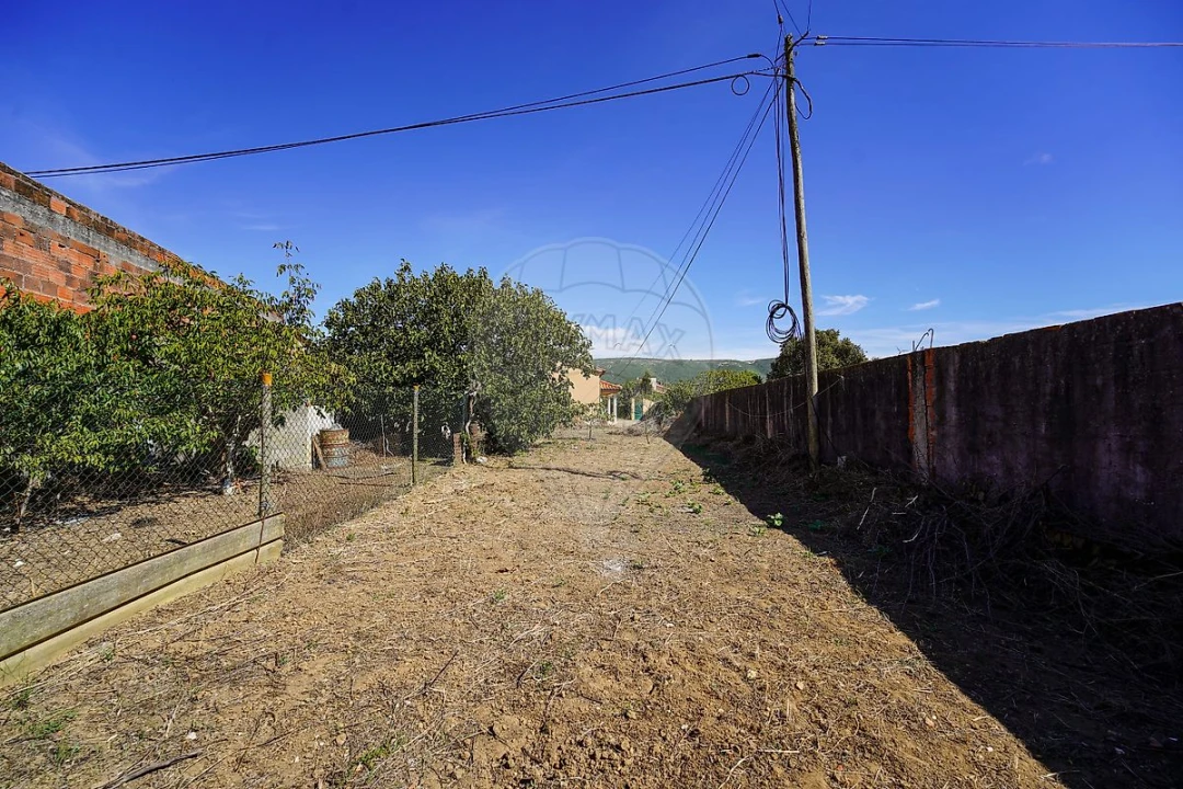 Moradia T3 para Venda em Benedita Foto 9