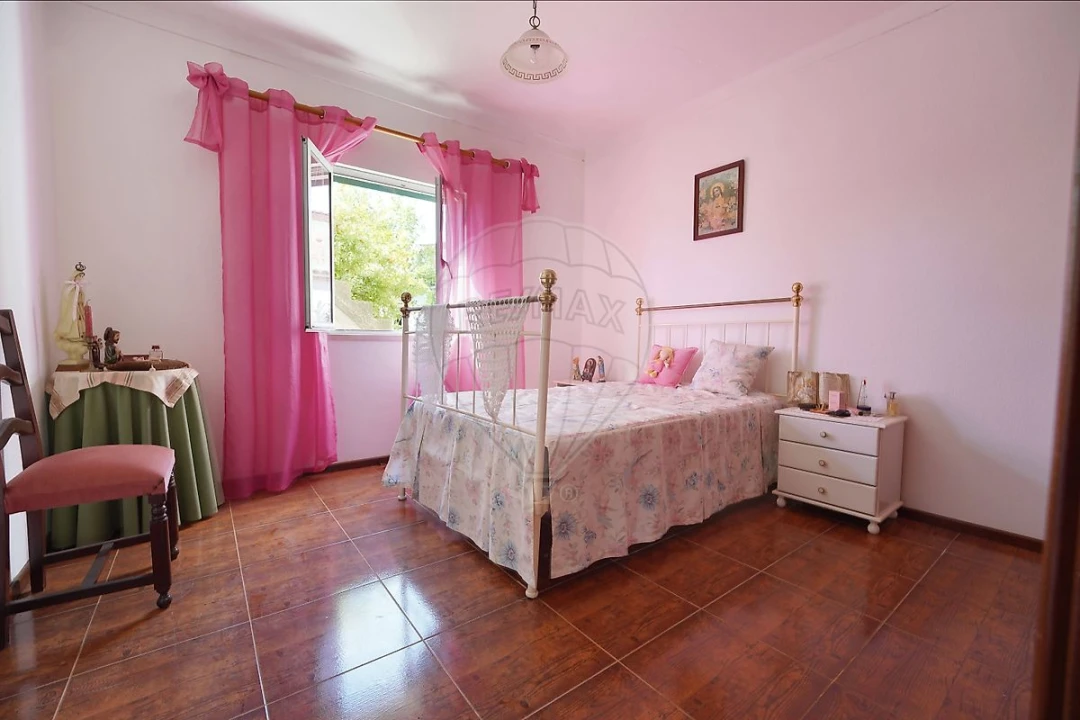 Moradia T3 para Venda em Benedita Foto 19