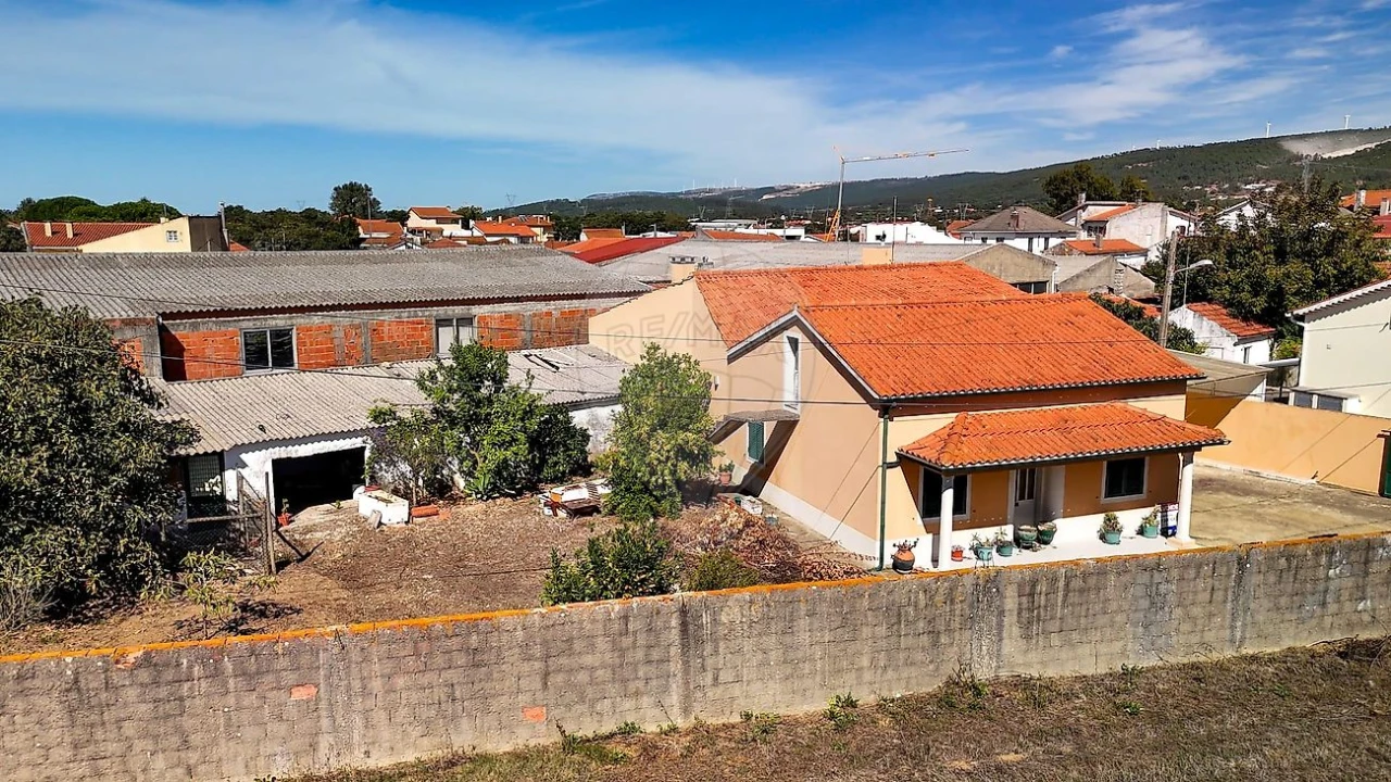 Moradia T3 para Venda em Benedita Foto 3