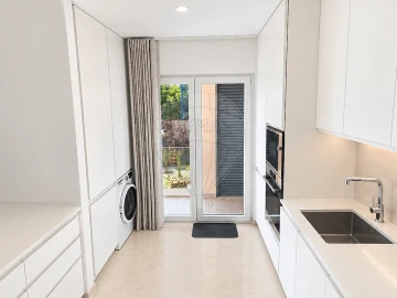 Apartamento T2 para Arrendamento em Almargem do Bispo, Pêro Pinheiro e Montelavar