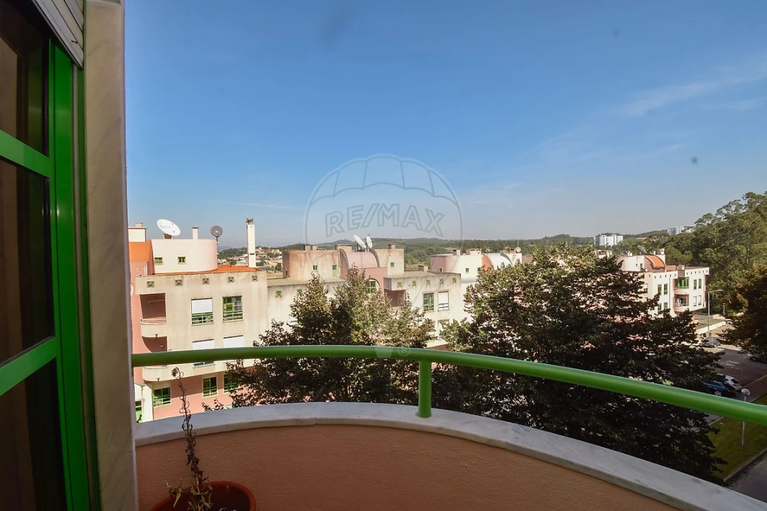 Apartamento T3 para Arrendamento em Rio de Mouro Foto 26