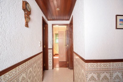 Apartamento T3 para Arrendamento em Rio de Mouro