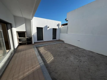 Moradia T3 para Venda em Fernao Ferro