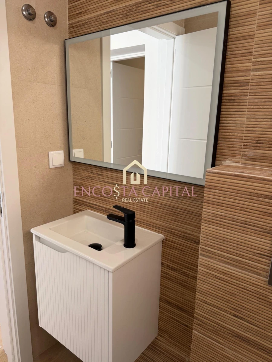 Apartamento T1 para Venda em Carcavelos e Parede Foto 12