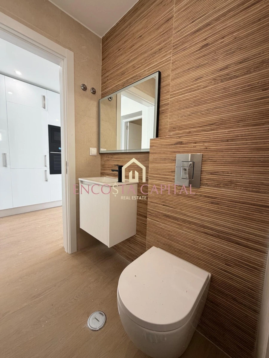 Apartamento T1 para Venda em Carcavelos e Parede Foto 13
