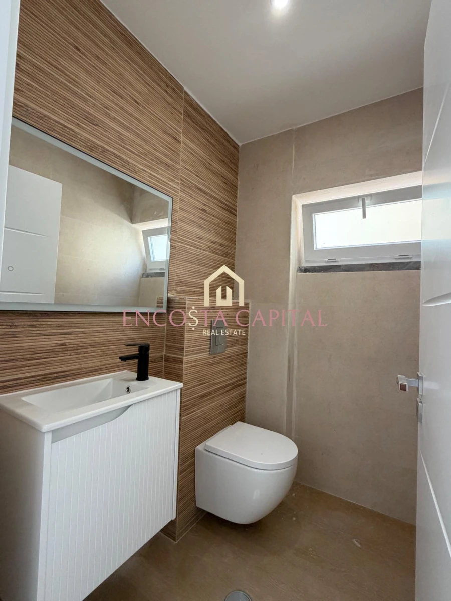 Apartamento T1 para Venda em Carcavelos e Parede Foto 14