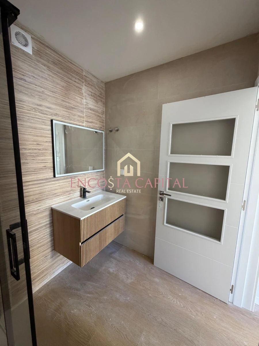 Apartamento T1 para Venda em Carcavelos e Parede Foto 16