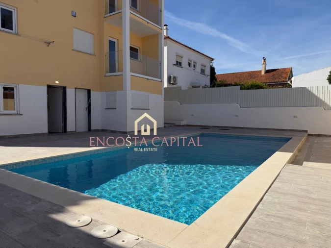Apartamento T1 para Venda em Carcavelos e Parede Foto 21