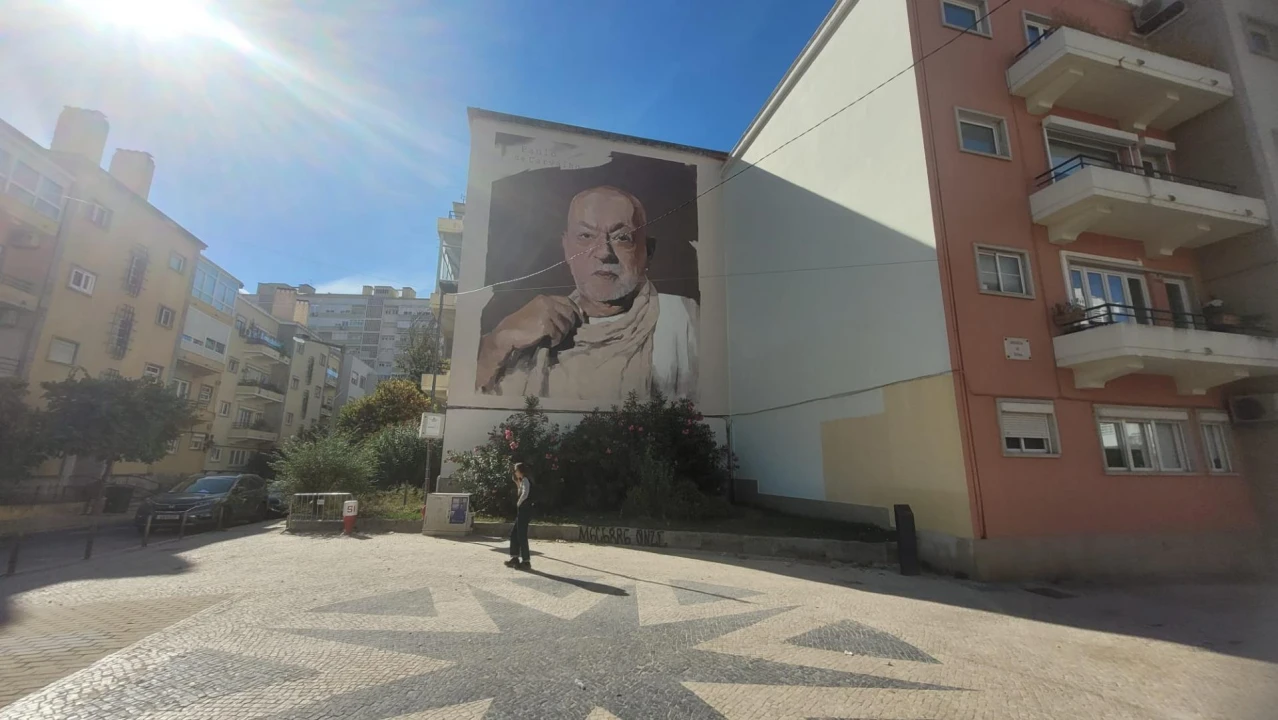Apartamento T3 para Venda em Alvalade Foto 21