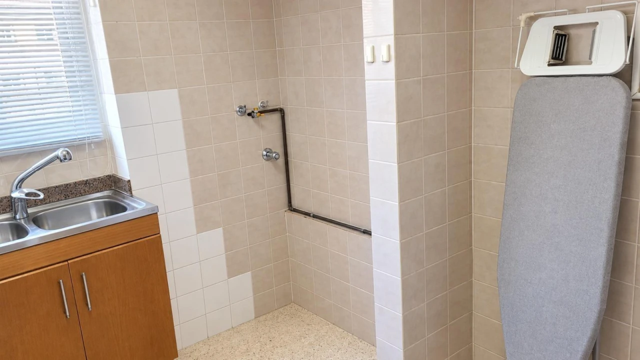 Apartamento T3 para Venda em Alvalade Foto 9