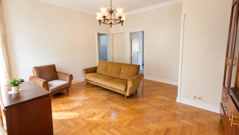 Apartamento T3 para Venda em Alvalade
