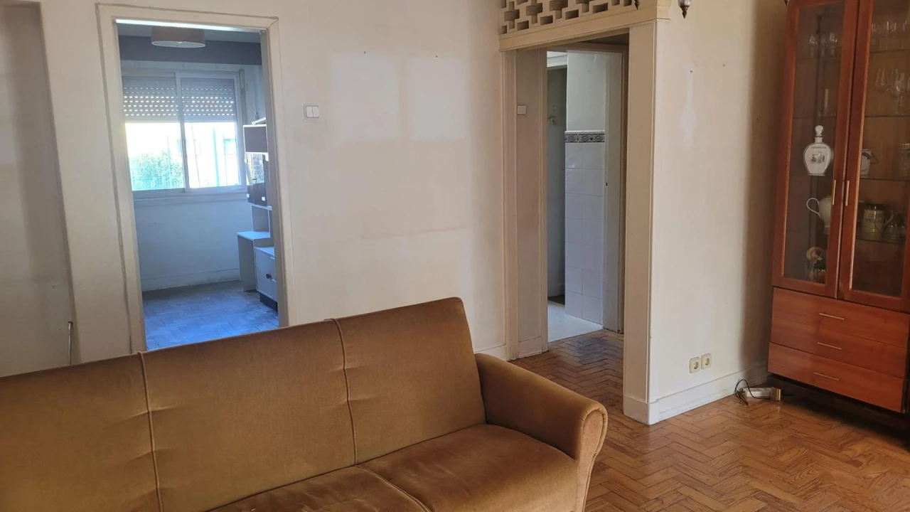 Apartamento T3 para Venda em Alvalade Foto 7