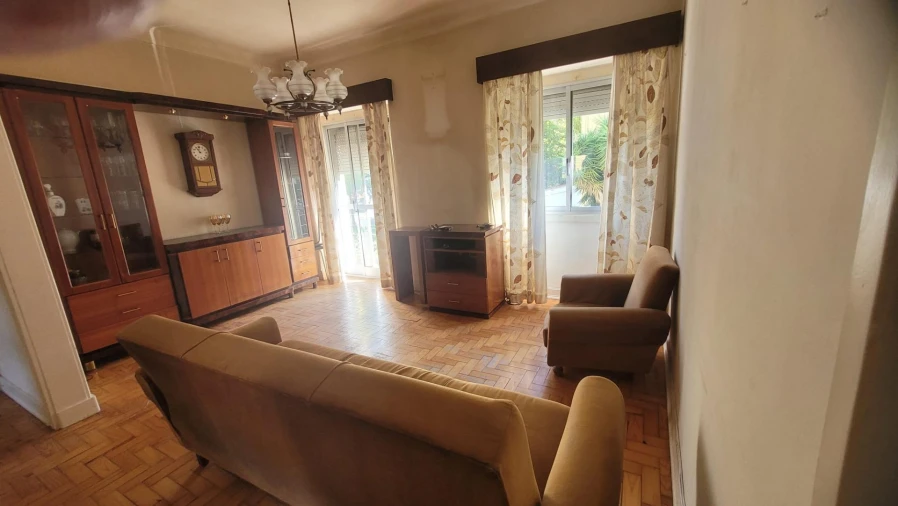 Apartamento T3 para Venda em Alvalade Foto 10