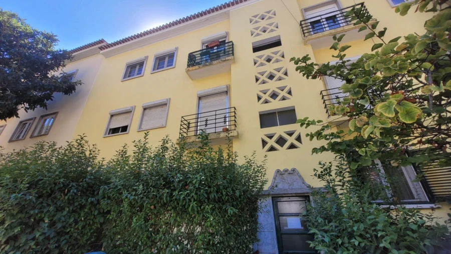 Apartamento T3 para Venda em Alvalade