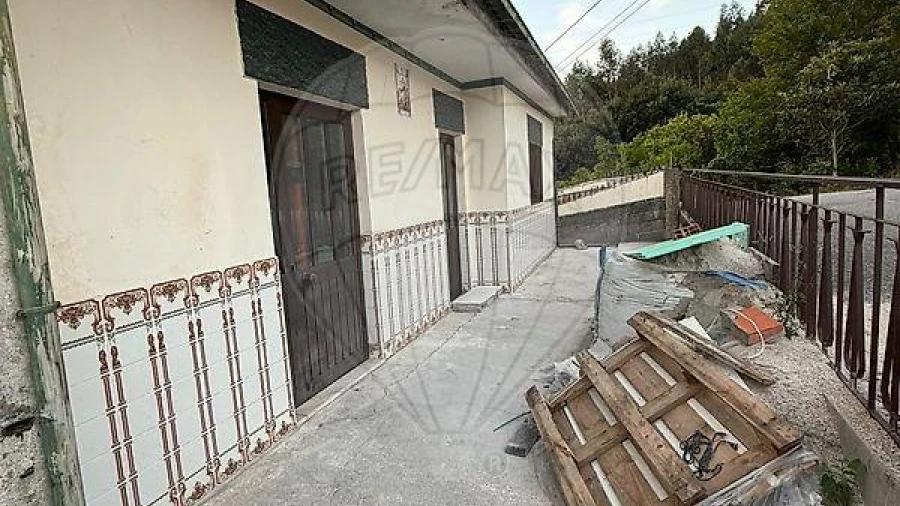 Moradia T3 para Venda em Galegos