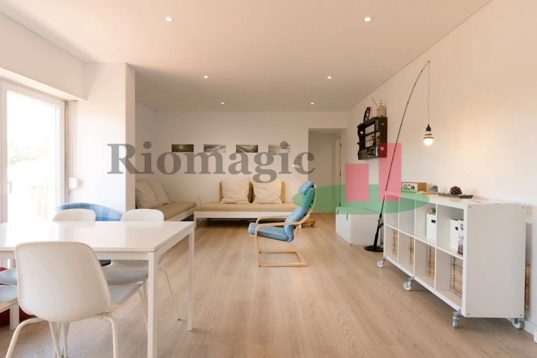 Apartamento T1 para Arrendamento em Costa da Caparica Foto 4