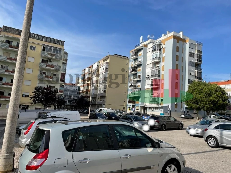 Loja para Venda em Laranjeiro e Feijó Foto 10