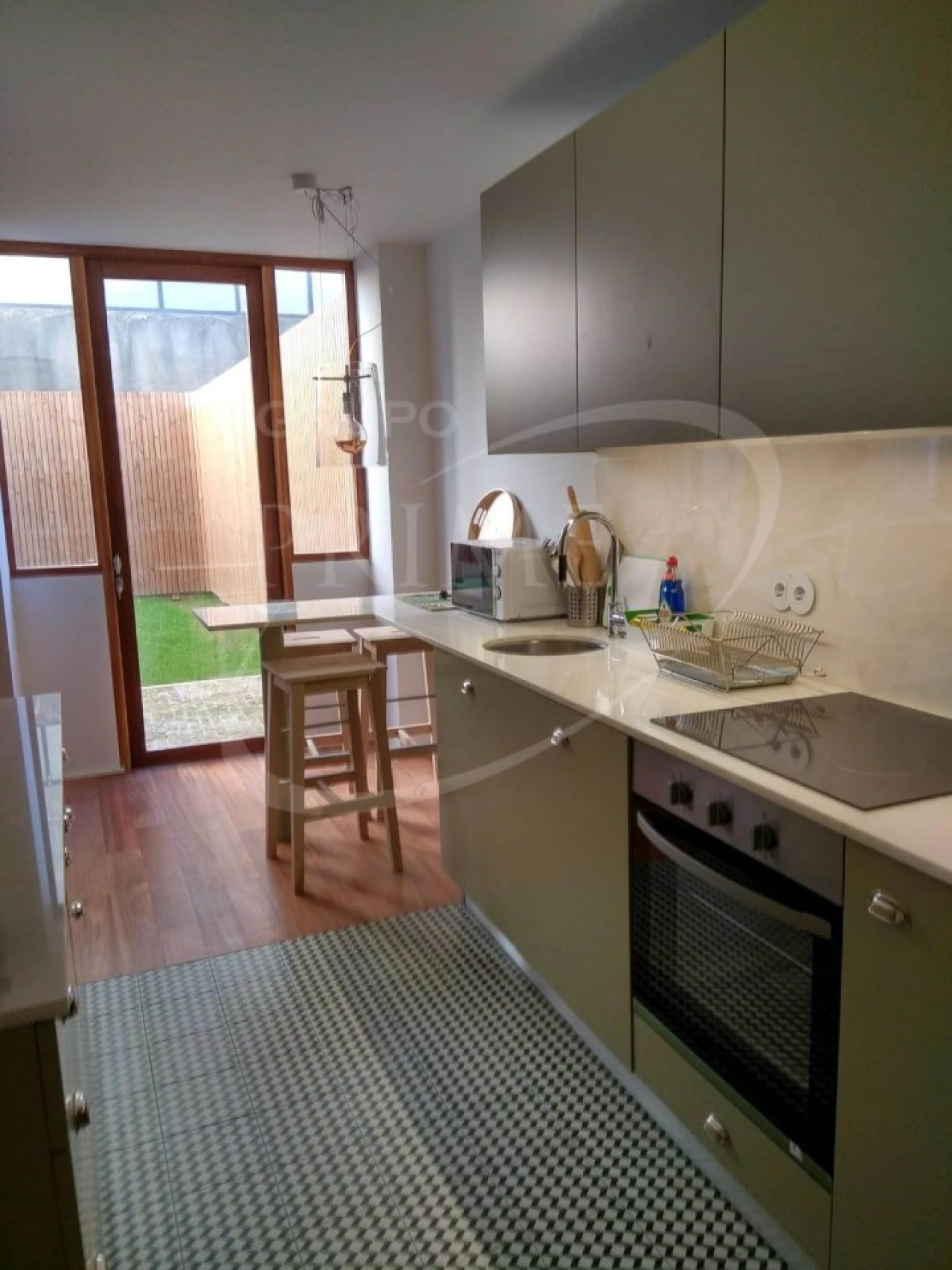 Apartamento T2 para Arrendamento em Aldoar, Foz do Douro e Nevogilde Foto 6