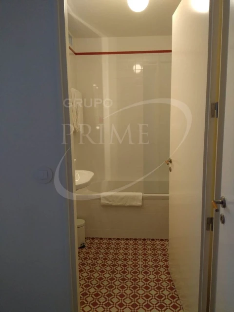 Apartamento T2 para Arrendamento em Aldoar, Foz do Douro e Nevogilde