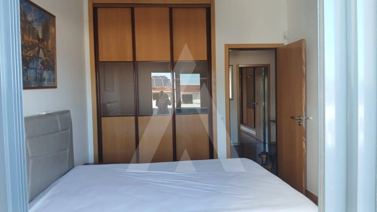 Moradia T3 para Venda em Montenegro Foto 3