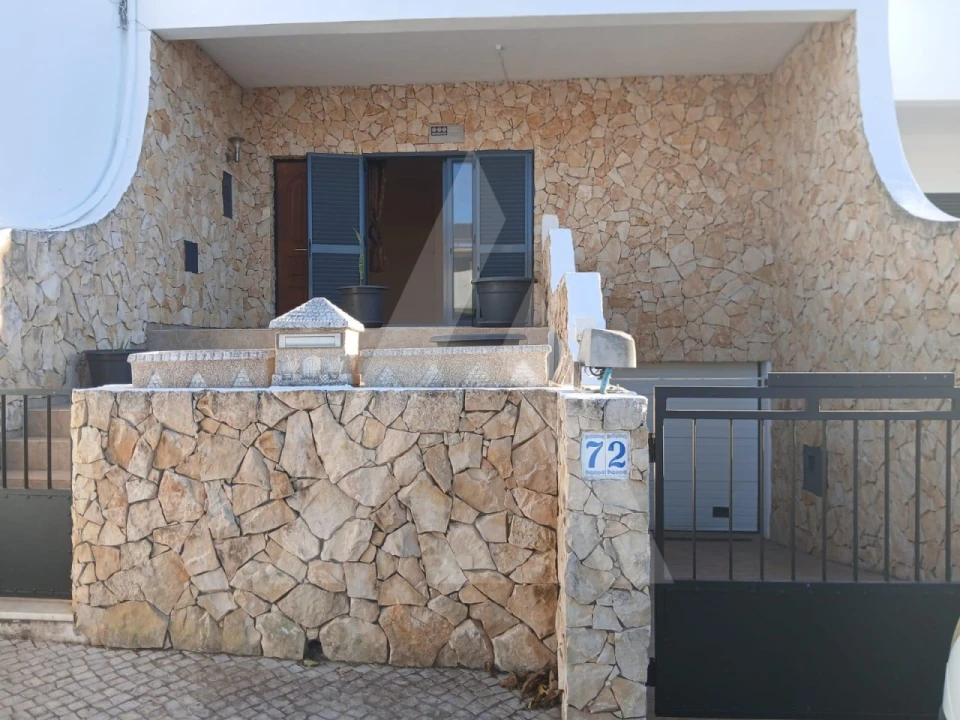 Moradia T3 para Venda em Montenegro Foto 12