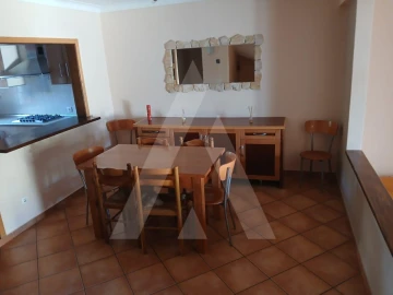 Moradia T3 para Venda em Montenegro