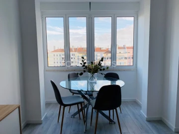 Apartamento T3 para Venda em Benfica