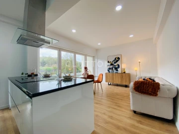 Apartamento T3 para Venda em Benfica