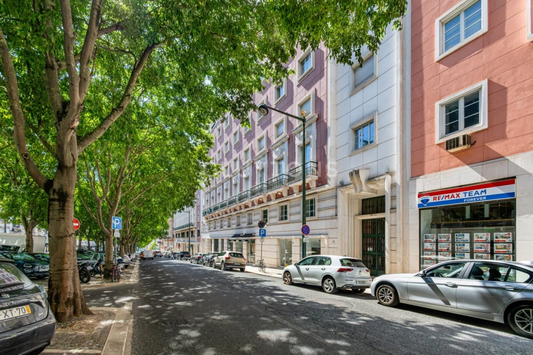 Apartamento T2 para Venda em Avenidas Novas Foto 5