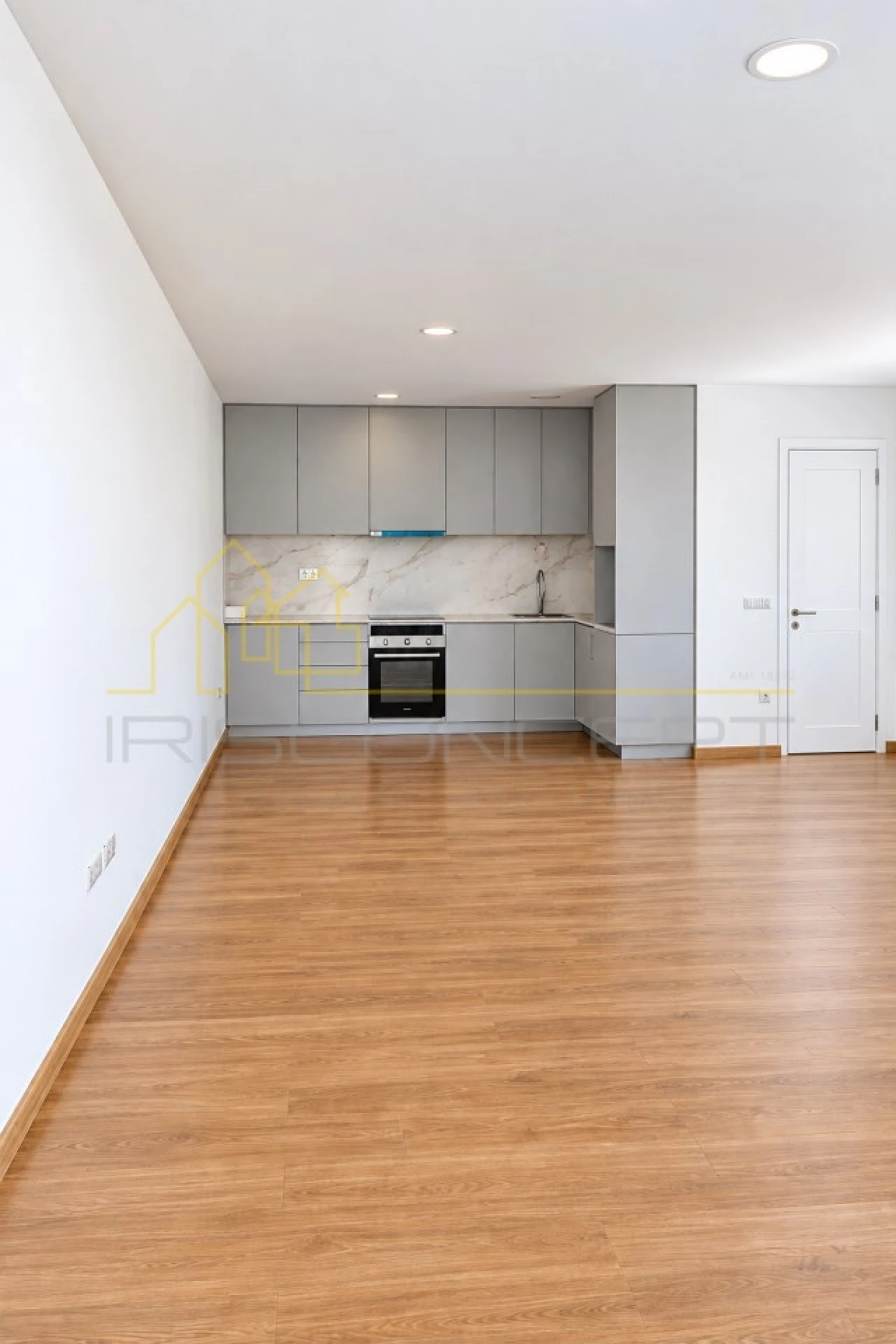 Apartamento T2 para Venda em Colmeias e Memória Foto 4