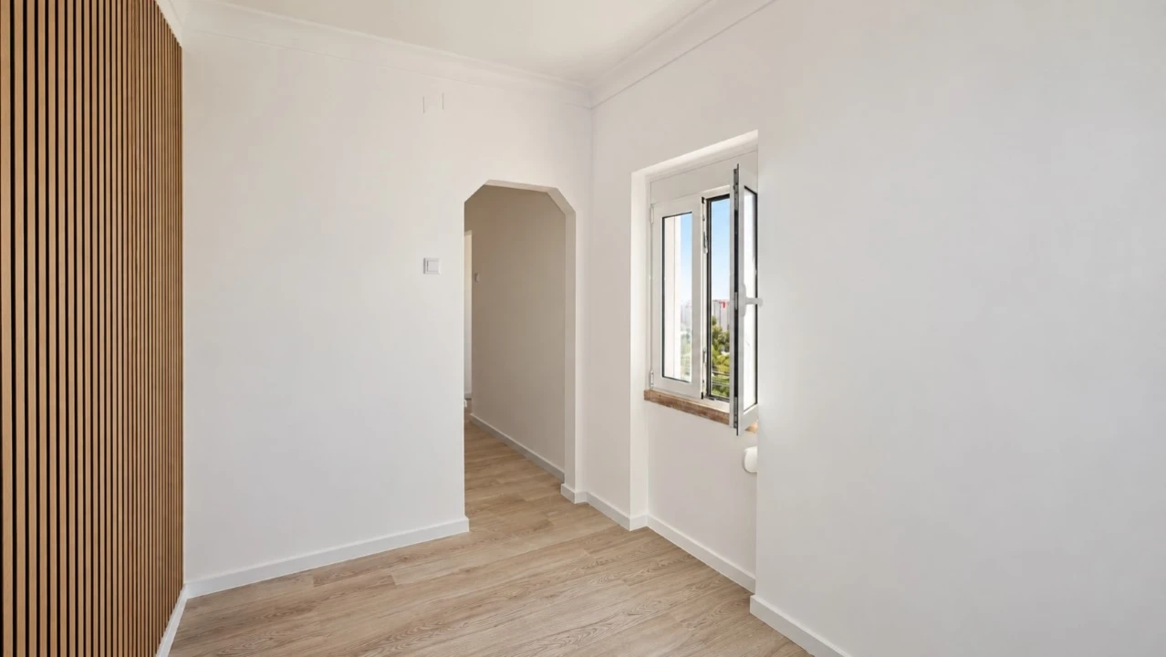 Apartamento T1 para Venda em São Vicente Foto 5