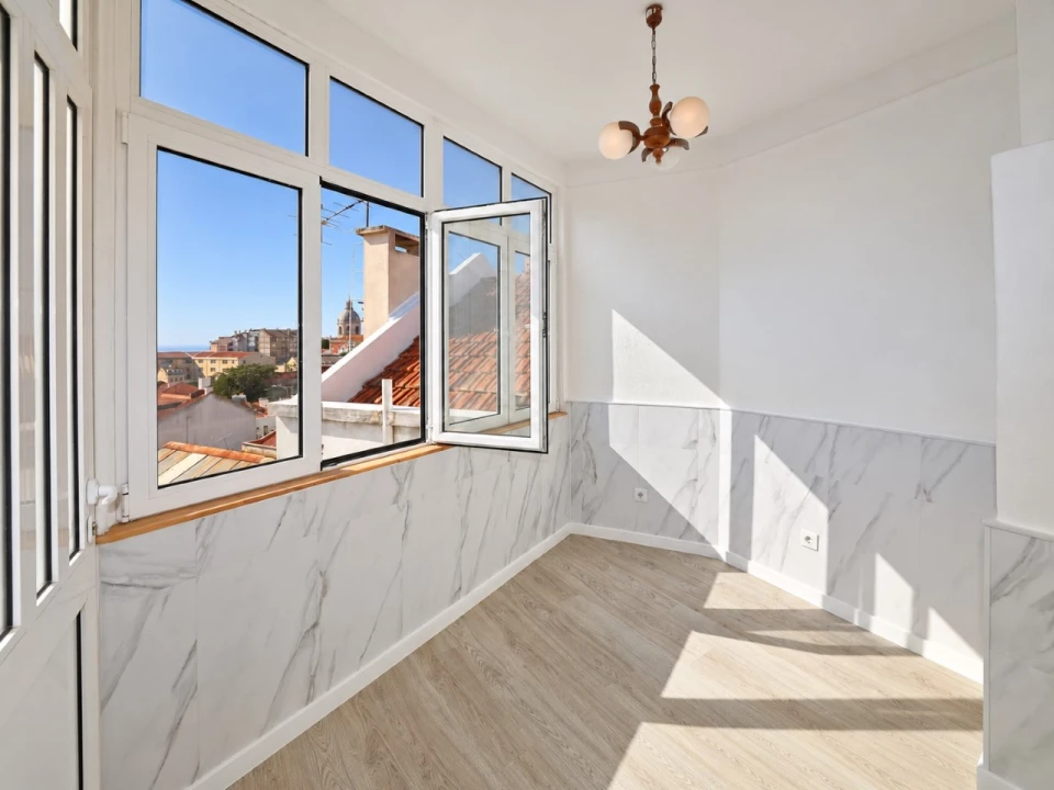 Apartamento T1 para Venda em São Vicente Foto 11