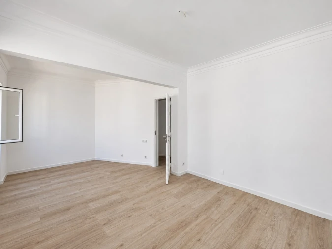 Apartamento T1 para Venda em São Vicente Foto 3