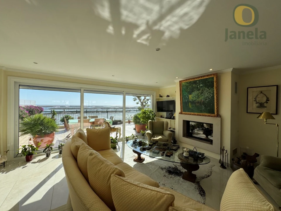 Apartamento T5 para Venda em Faro (Sé e São Pedro) Foto 3