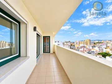 Apartamento T7 para Venda em Faro (Sé e São Pedro)