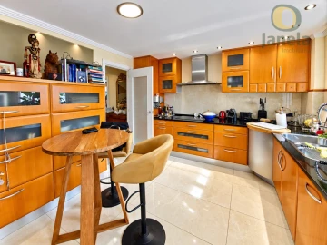 Apartamento T7 para Venda em Faro (Sé e São Pedro)