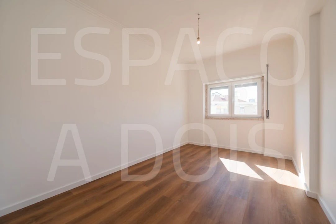 Apartamento T1 para Arrendamento em Falagueira-Venda Nova Foto 17