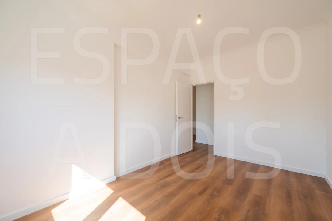 Apartamento T1 para Arrendamento em Falagueira-Venda Nova Foto 20