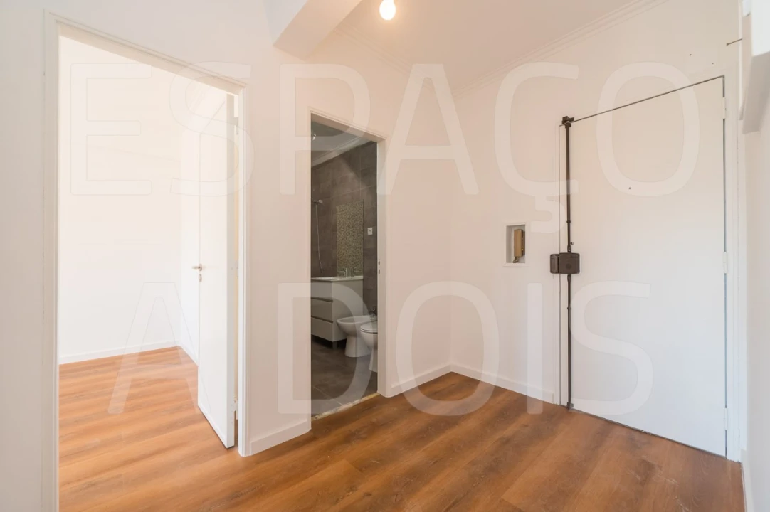 Apartamento T1 para Arrendamento em Falagueira-Venda Nova Foto 22