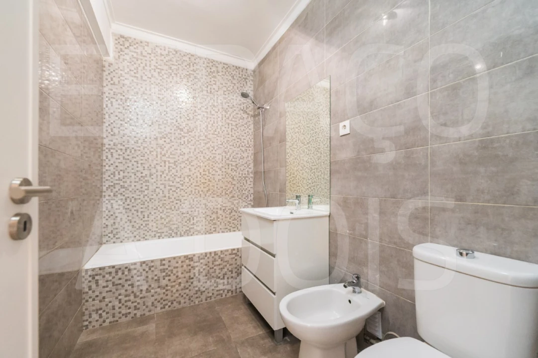 Apartamento T1 para Arrendamento em Falagueira-Venda Nova Foto 23
