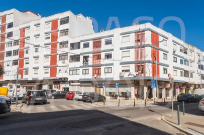 Apartamento T1 para Arrendamento em Falagueira-Venda Nova