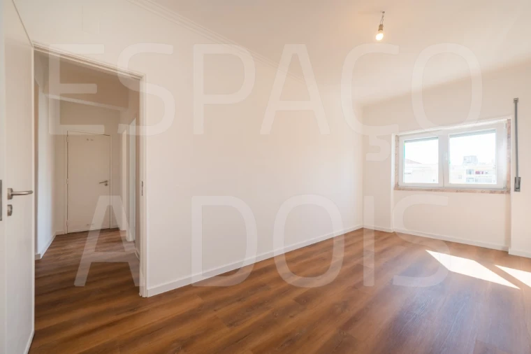 Apartamento T1 para Arrendamento em Falagueira-Venda Nova Foto 5
