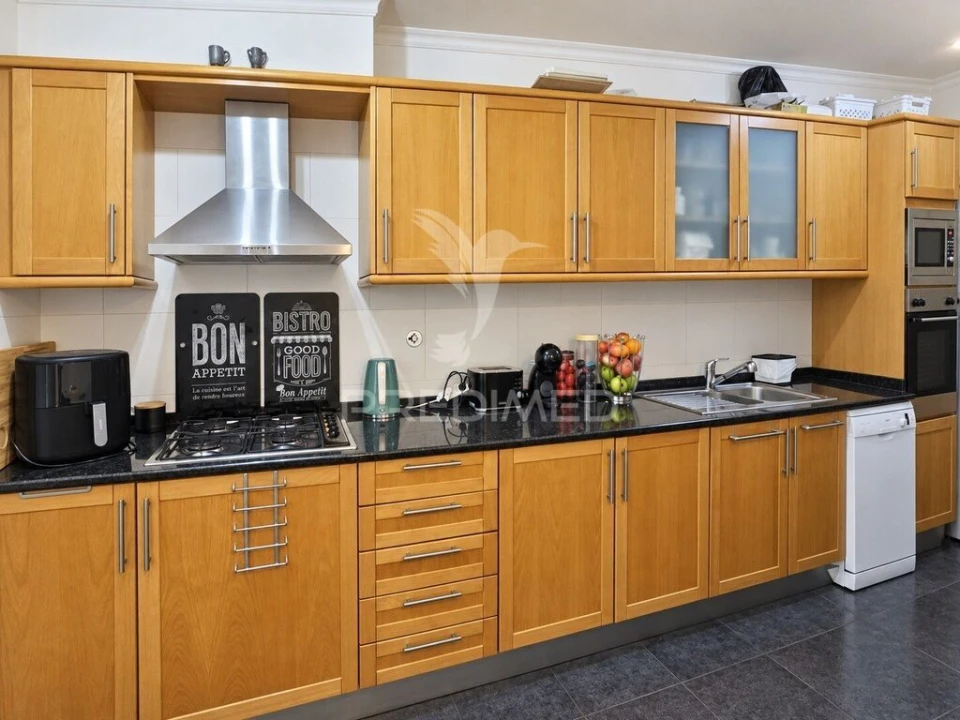 Apartamento T1 para Venda em Caniço Foto 16