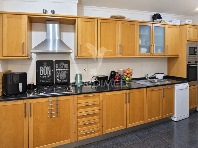 Apartamento T1 para Venda em Caniço Foto 16